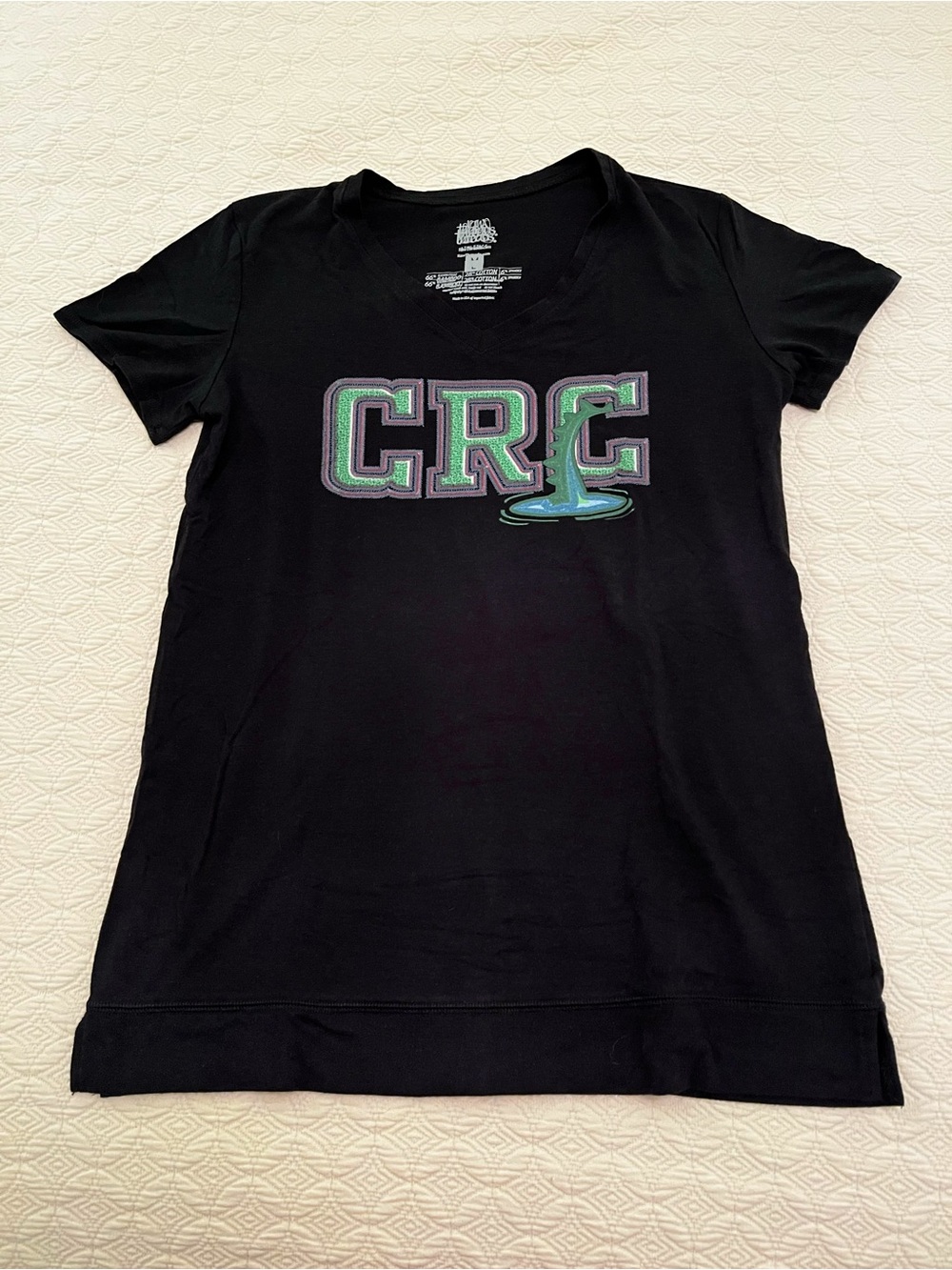 Raw Threads Sorority CRC Peter Pan Crocodile Core V Bamboo Shirt (size Large)